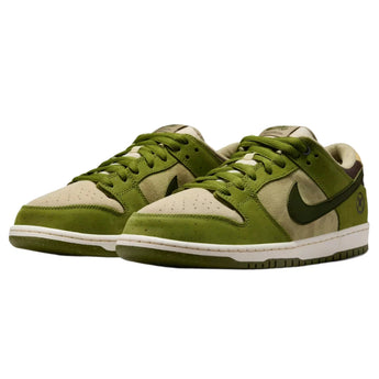 Nike SB Dunk Low x Yuto
Matcha