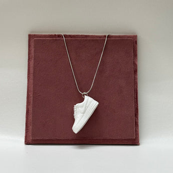 AF1 Triple White Low | Sneaker Pendant | Sneaker Accessories | Sneaker Chain | Imitation Jewellery | Chains for Teenagers | Jewellery for streetwear