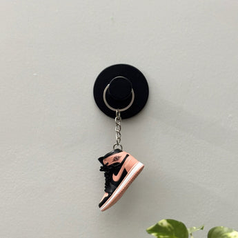 air jordan 1 | nike AJ1 | sneaker keychain | miniature box  | sneaker collector | sneaker accessories | crimson tint | black