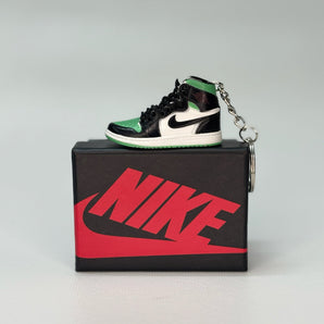 air jordan 1 | nike AJ1 | sneaker keychain | miniature box | sneaker accessories | sneaker charm | glow | green | black | white