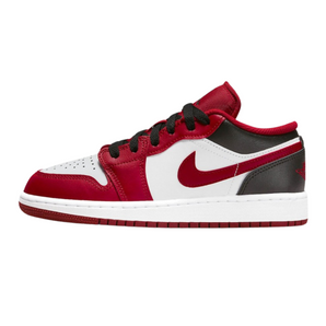 Jordan 1 Low Bulls