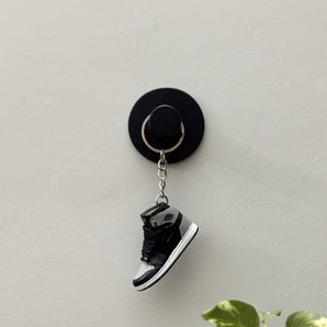 air jordan 1 | nike AJ1 | sneaker keychain | miniature box  | sneaker collector | sneaker accessories | shadow high | black | brown