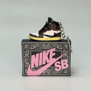 air jordan 1 | nike AJ1 | sneaker keychain | miniature box | sneaker accessories | sneaker charm | travis scott mocha high