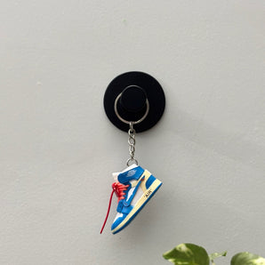 air jordan 1 | nike AJ1 | sneaker keychain | miniature box  | sneaker collector | sneaker accessories | white | blue | orange