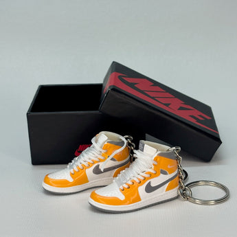air jordan 1 | mini sneakers | keychain trend | Sneakerhead | nike AJ1 | grey | yellow | white
