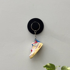 air jordan 4 | nike AJ4 | sneaker keychain | miniature box  | sneaker collector | sneaker accessories | yellow | blue | red | guava | union