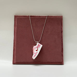 Dunk Low Custom Pink Pendant | Sneaker Pendant | Sneaker Accessories | Sneaker Chain | Imitation Jewellery | Chains for Teenagers | Jewellery for streetwear