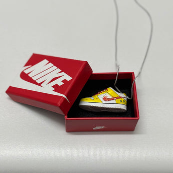 Dunk Low Custom Yellow Pendant | Sneaker Pendant | Sneaker Accessories | Sneaker Chain | Imitation Jewellery | Chains for Teenagers | Jewellery for streetwear