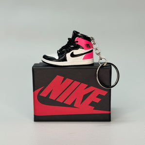 air jordan 1 | nike AJ1 | sneaker keychain | miniature box  | sneaker collector | sneaker accessories | 
reverse | pink | black | white