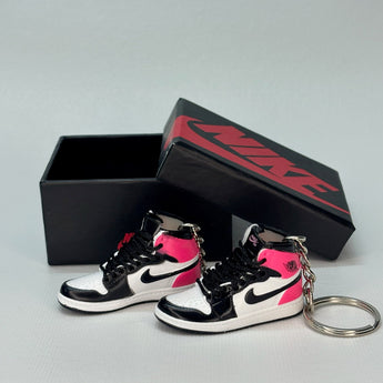 air jordan 1 | mini sneakers | keychain trend | Sneakerhead | nike AJ1 | reverse | pink | black | white